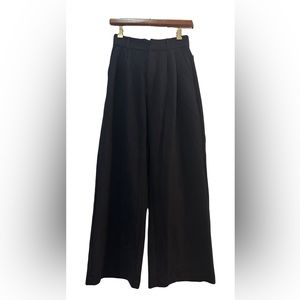 Abercrombie & Fitch Tailored Wide Leg Pants size Small Short in black